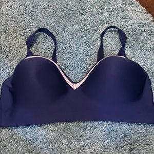 Plus size sports bra